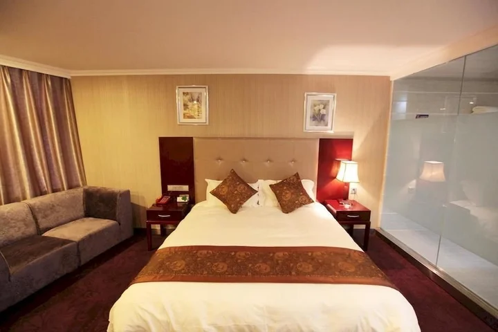 Иньчуань: Yunlai Hotel