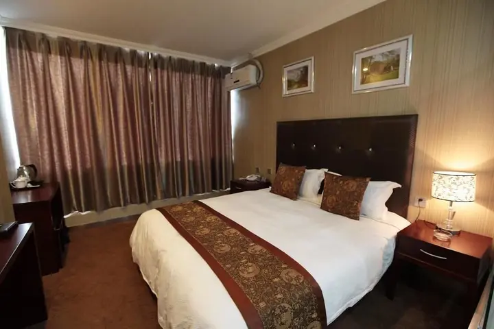 Иньчуань: Yunlai Hotel