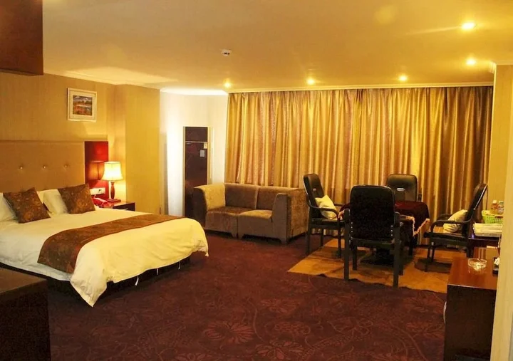 Иньчуань: Yunlai Hotel