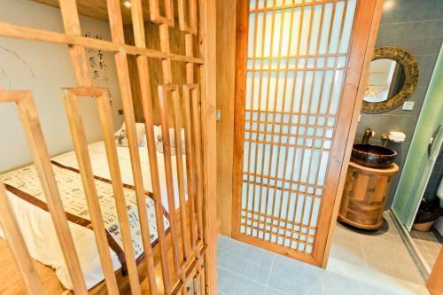 Ханчжоу: Hangzhou Woyunn Yue Opera Theme Inn