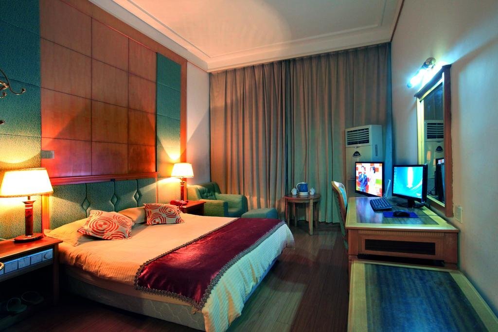 Lushan Luchi Hotel — фото 1
