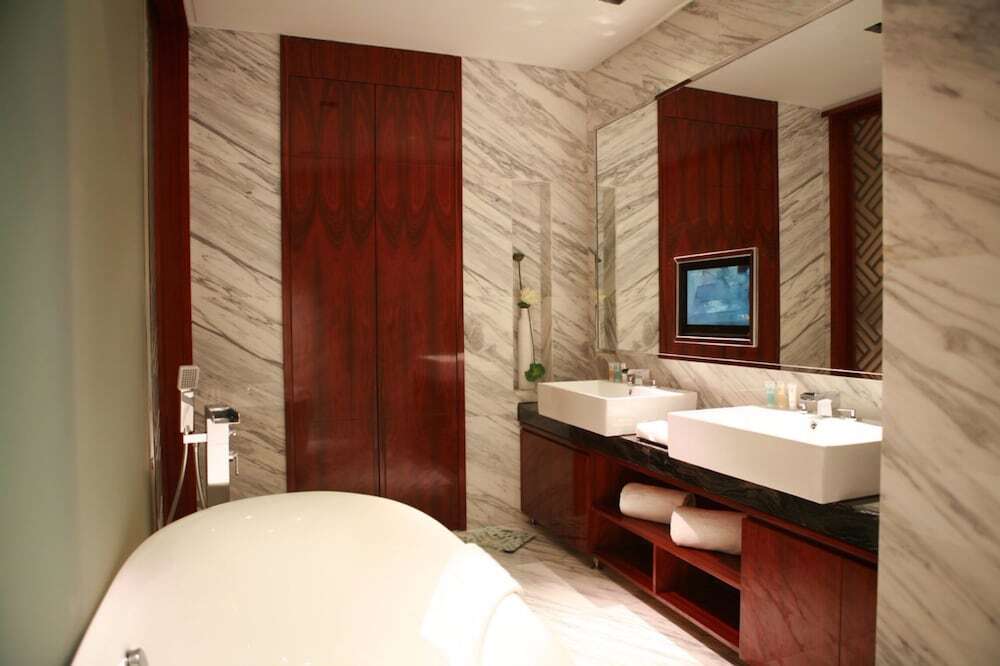 Иньчуань: East Lake International Hotel
