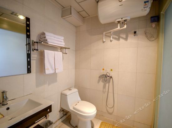 Синин: Huangzhong Kumbum Monastery Hengde Business Hotel