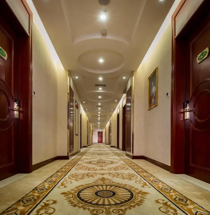 Шанхай: Vienna Hotel Shanghai Jiading New City