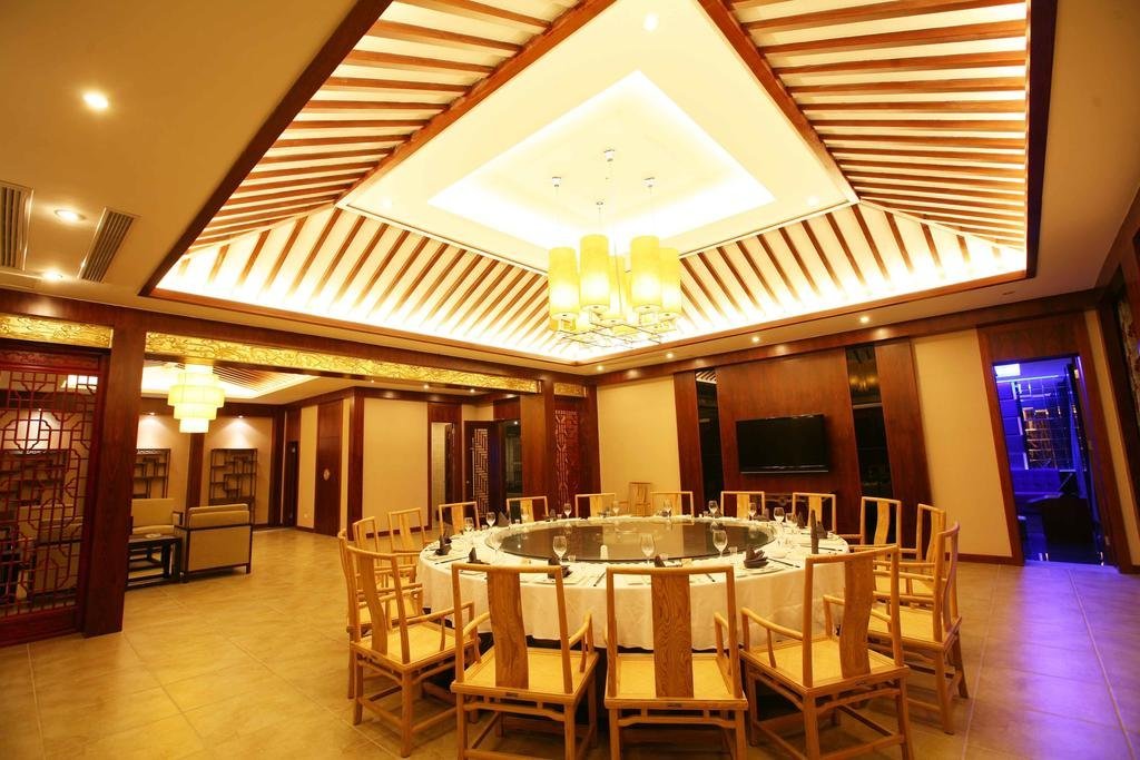 Хуаншань: Taohuatanpan Holiday Hotel