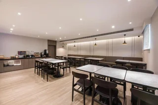 Наньтун: Hanting Hotel Nantong Jinfeida Plaza Branch
