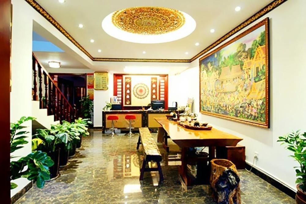 Цзинхун: Xishuangbanna Huan nan in