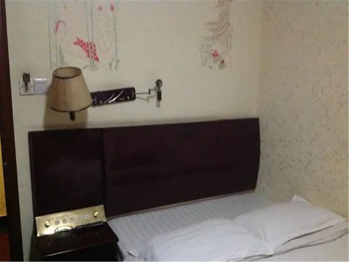 Гуйлинь: Xinjian Inn