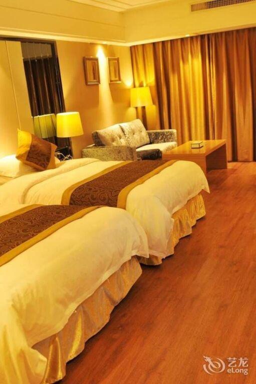 Цзинхун: Xishuangbanna Harbour Side International Hotel