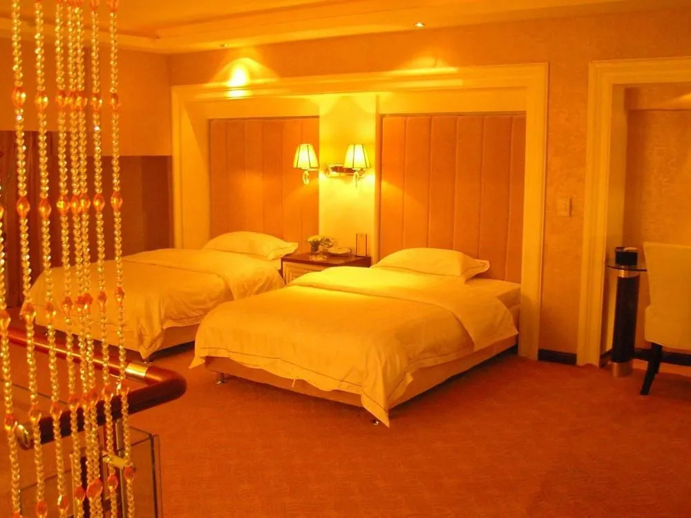 Oriental Hawaii Hotspring Hotel — фото 1