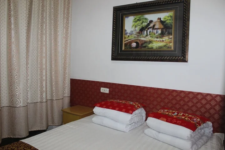 Цзиньчжун: Zhiyuan Homestay Ancient City North Gate