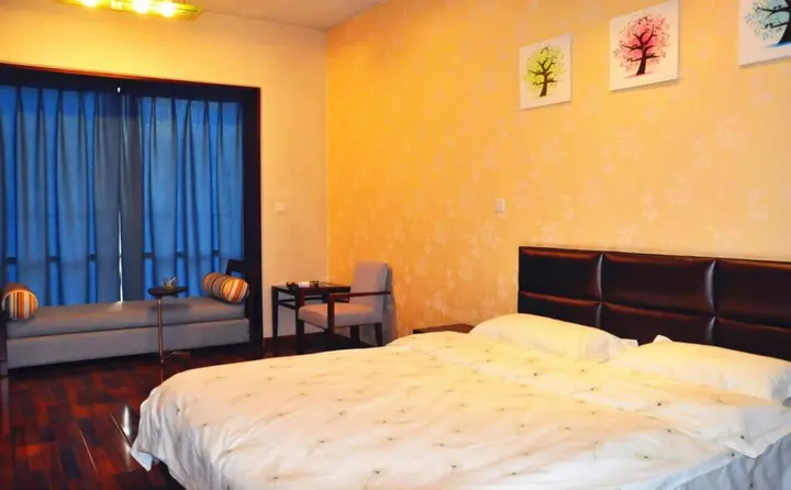 Циндао: QingDao JinShan We Holiday Apt Olympic C