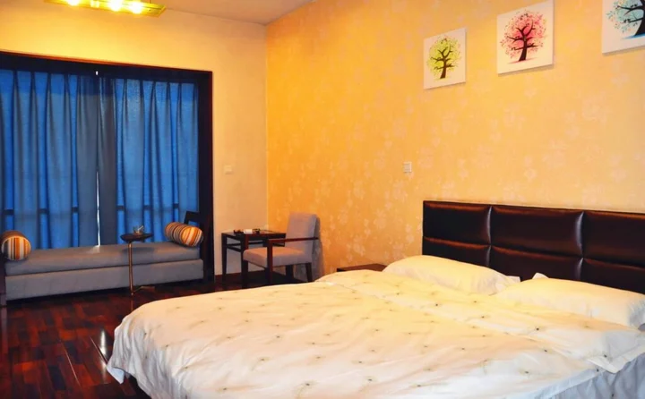 Циндао: QingDao JinShan We Holiday Apt Olympic C