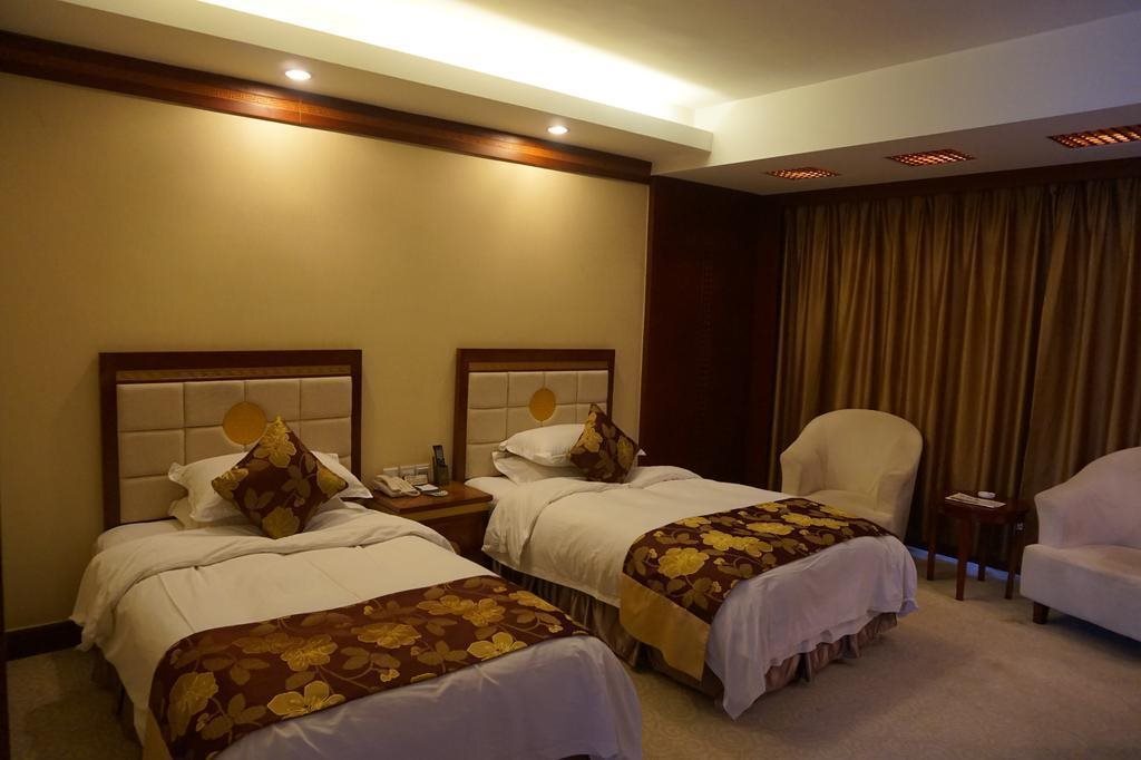 Тайан: Tai'an Lijing Cherry Orchard Hotel