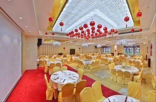 Шаогуань: Huacheng International Hotel