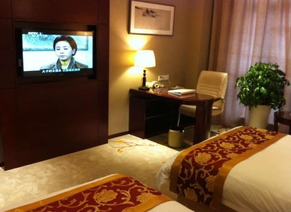 Янчжоу: Canal Spring Hotel
