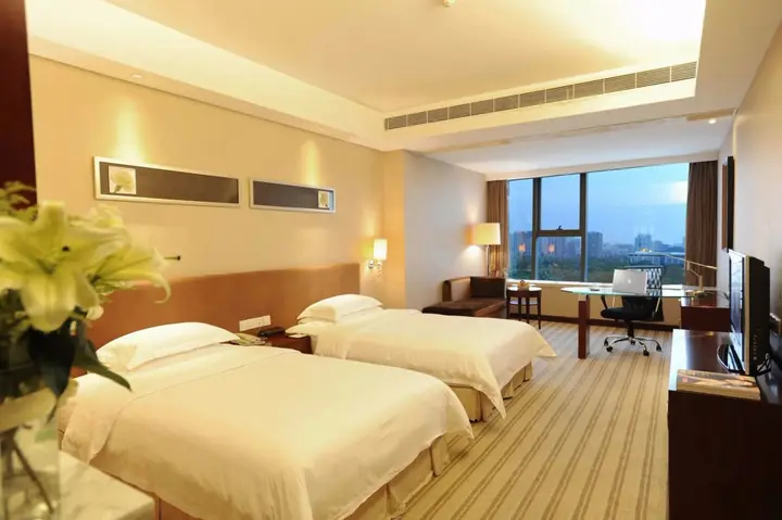 Дунгуань: Leisure Hotel Dongguan