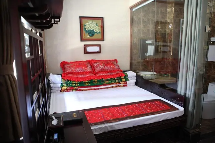 Цзиньчжун: Pingyao Tongbaotong Mansion