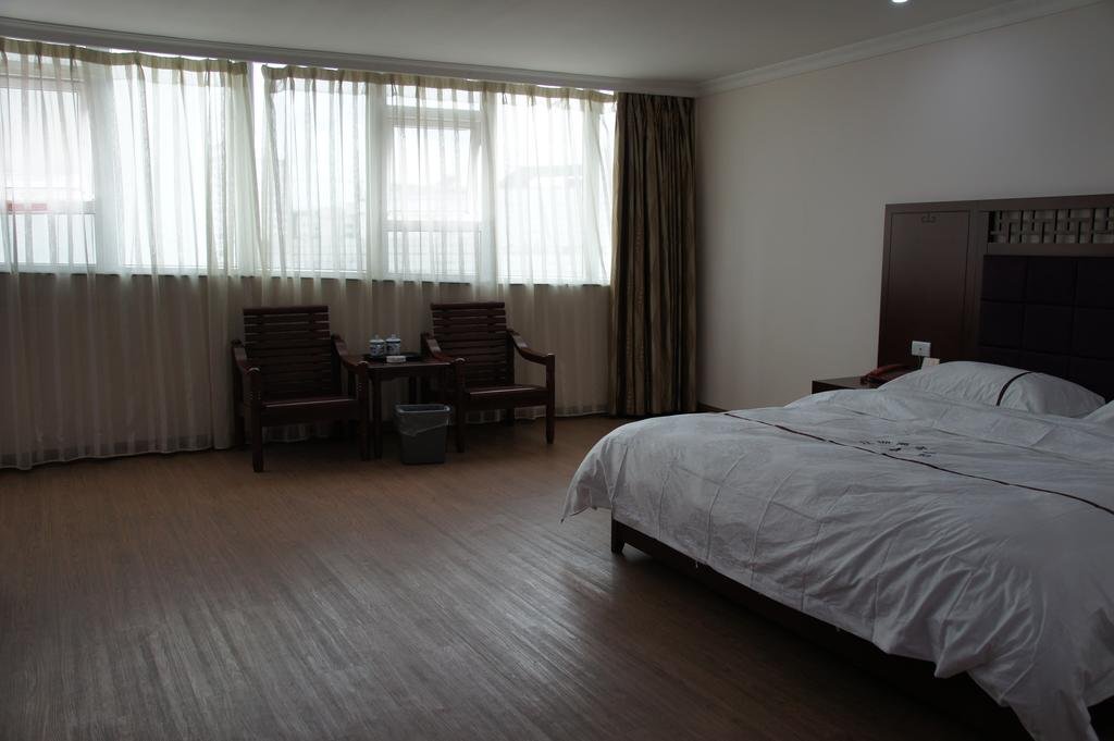 Гуйлинь: Guilin Jiangzhe Business Hotel