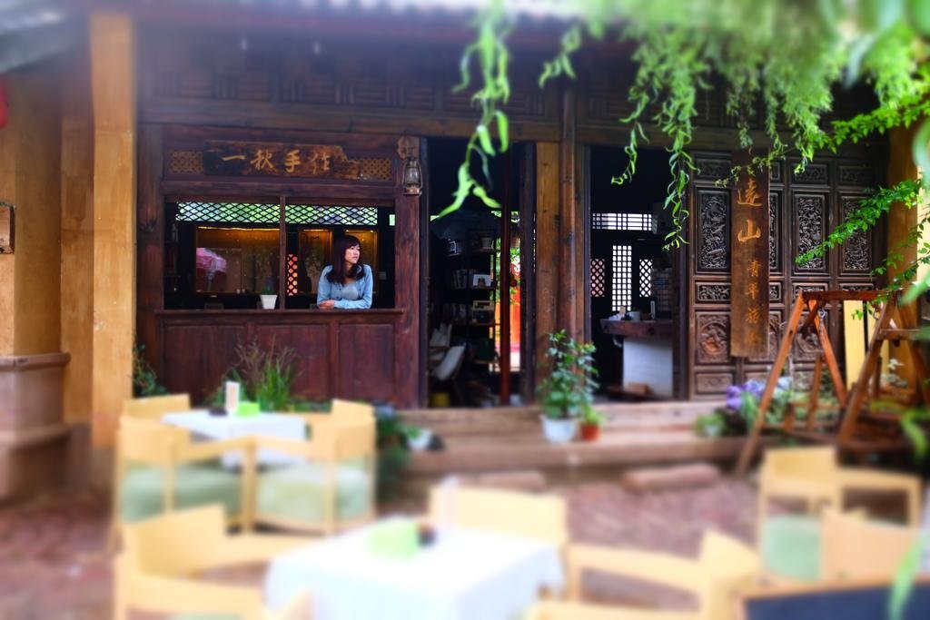 Дали: Yuanshan Hostel