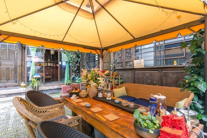 Лицзян: Lijiang Ledao Inn