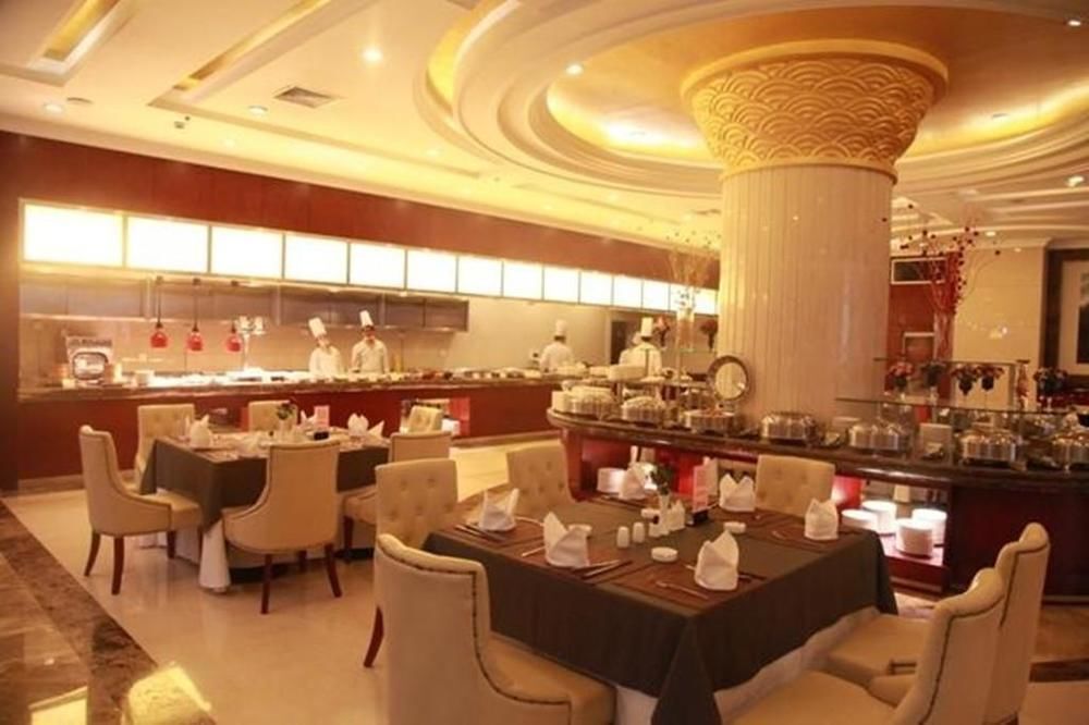 Шицзячжуан: Shijiazhuang Shen Zhou 7 Star Hotel