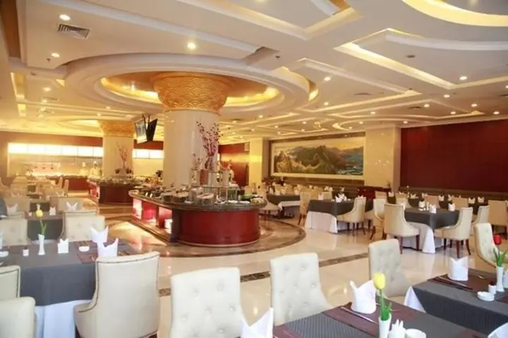 Шицзячжуан: Shijiazhuang Shen Zhou 7 Star Hotel