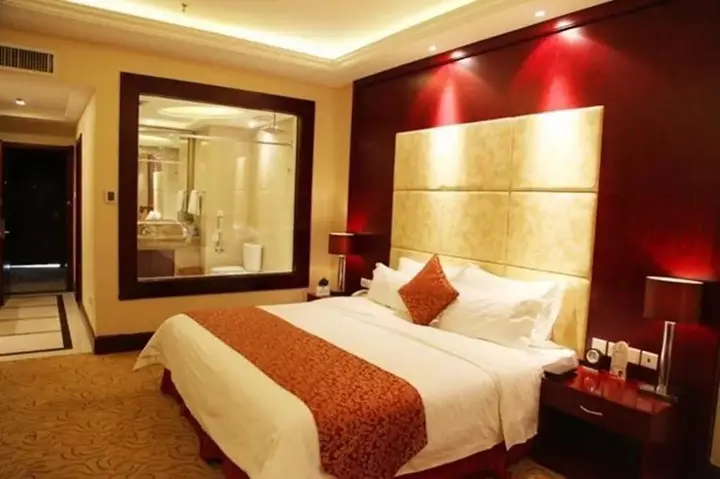 Шицзячжуан: Shijiazhuang Shen Zhou 7 Star Hotel