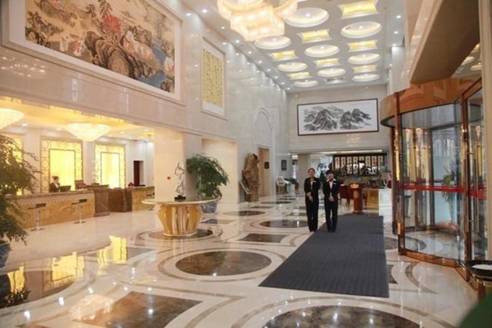 Шицзячжуан: Shijiazhuang Shen Zhou 7 Star Hotel