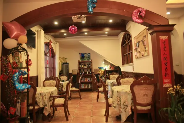 Гуйлинь: Junshe Boutique Guest House - Hostel