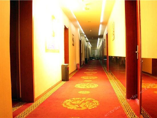 Хух-Хото: Jing Zhong Hostel