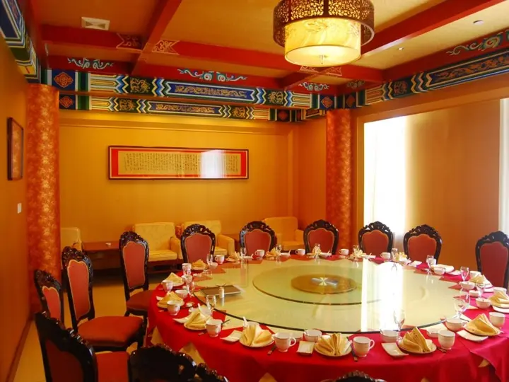 Шэньян: Liaoning Trade Union Mansion