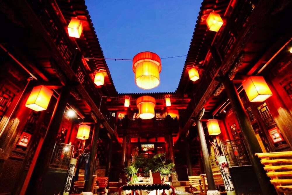 Цзиньчжун: Zhengjia International