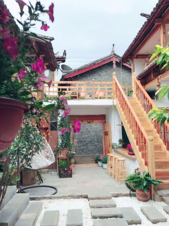 Лицзян: Lijiang Taimeilishe Inn