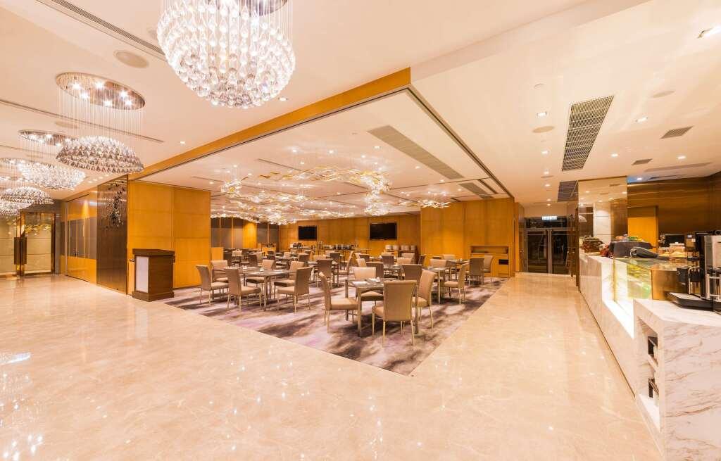 Гонконг: Kowloon Harbourfront Hotel