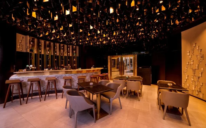 Гонконг: Kowloon Harbourfront Hotel
