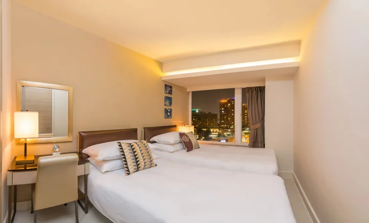 Гонконг: Kowloon Harbourfront Hotel