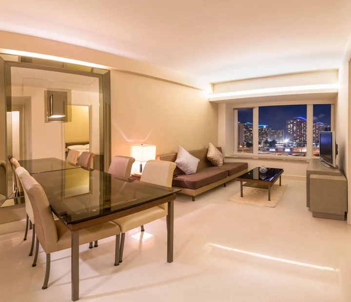 Гонконг: Kowloon Harbourfront Hotel