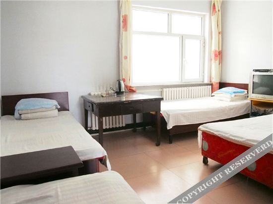 Долуньноэр: Duolun Fuqian Hotel