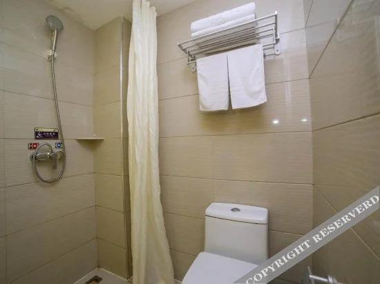 Ичан: Ease Hotel (Yichang China Three Gorges University)