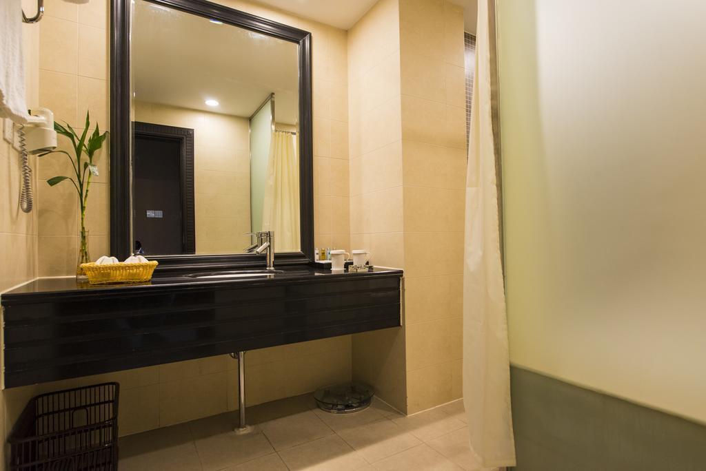 Шанхай: Days Hotel Shanghai Hongkou Fortune