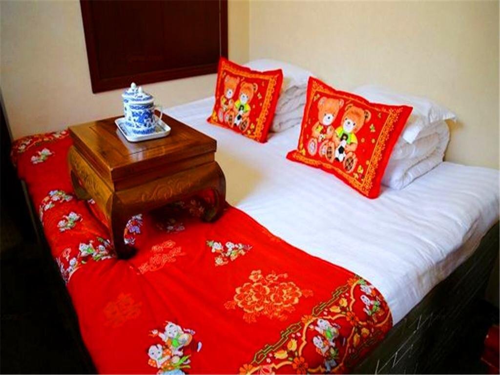 Цзиньчжун: Pingyao Renhetai Inn