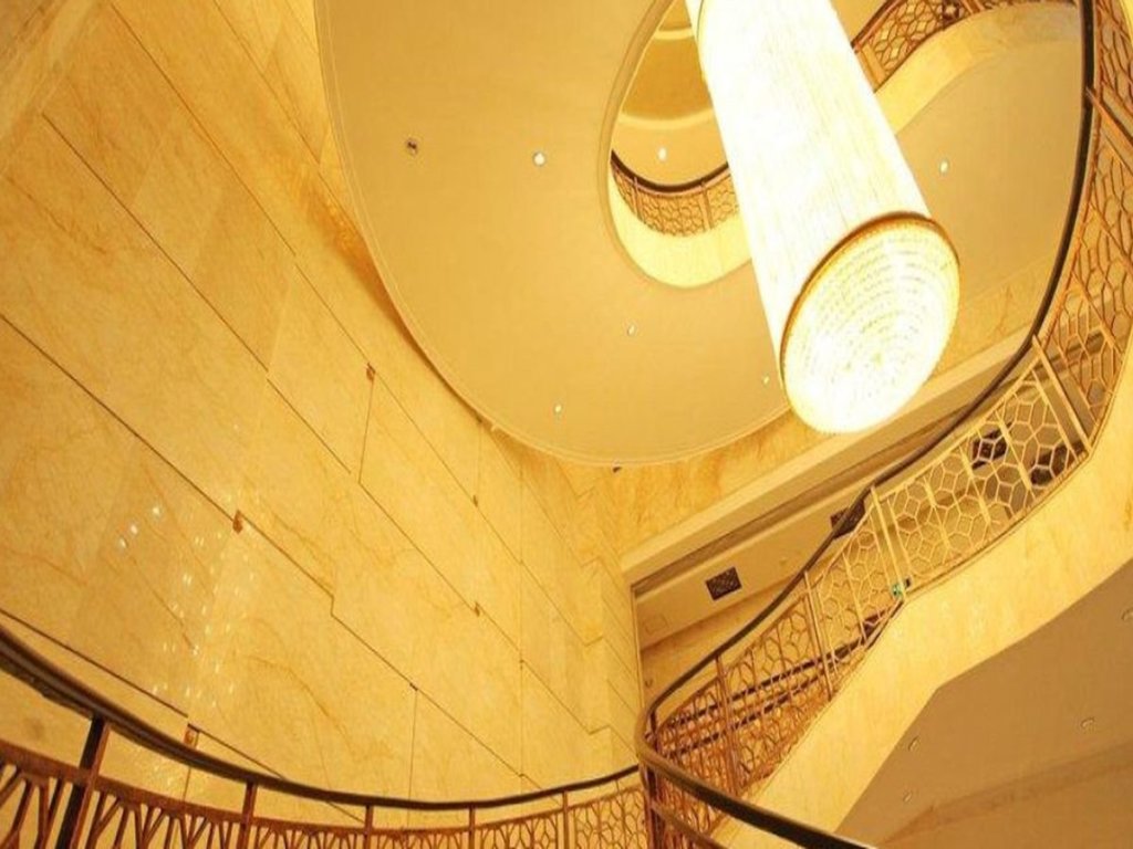 Синъи: Fortune International Hotel