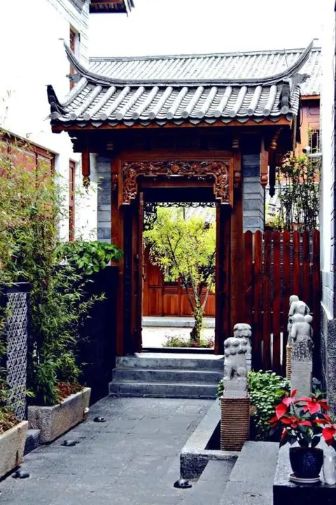 Лицзян: Lijiang Yongli Five Yard