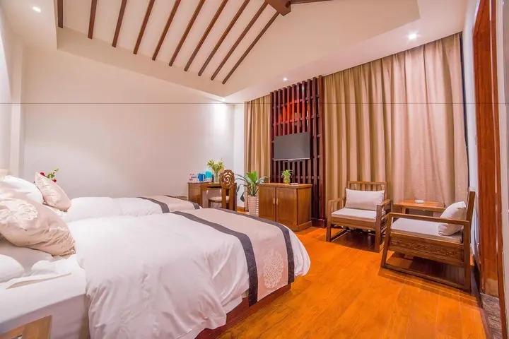 Лицзян: Lijiang Yongli Five Yard