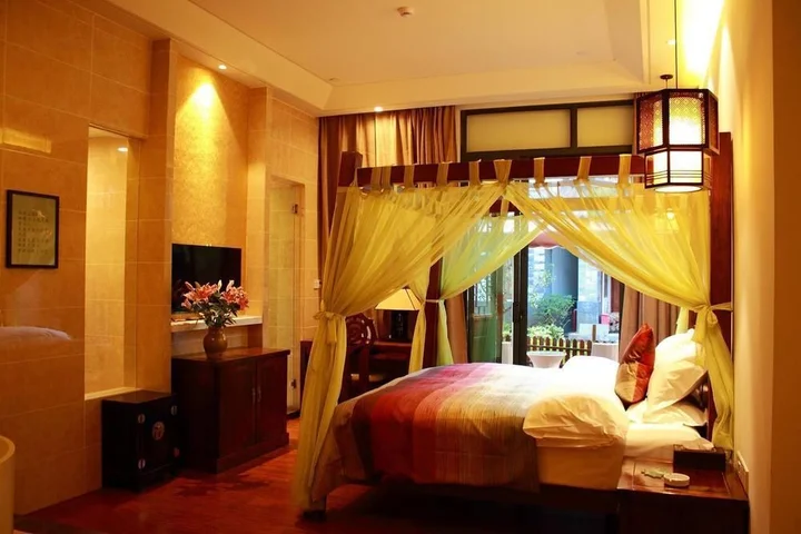 Лицзян: Lijiang Yongli Five Yard