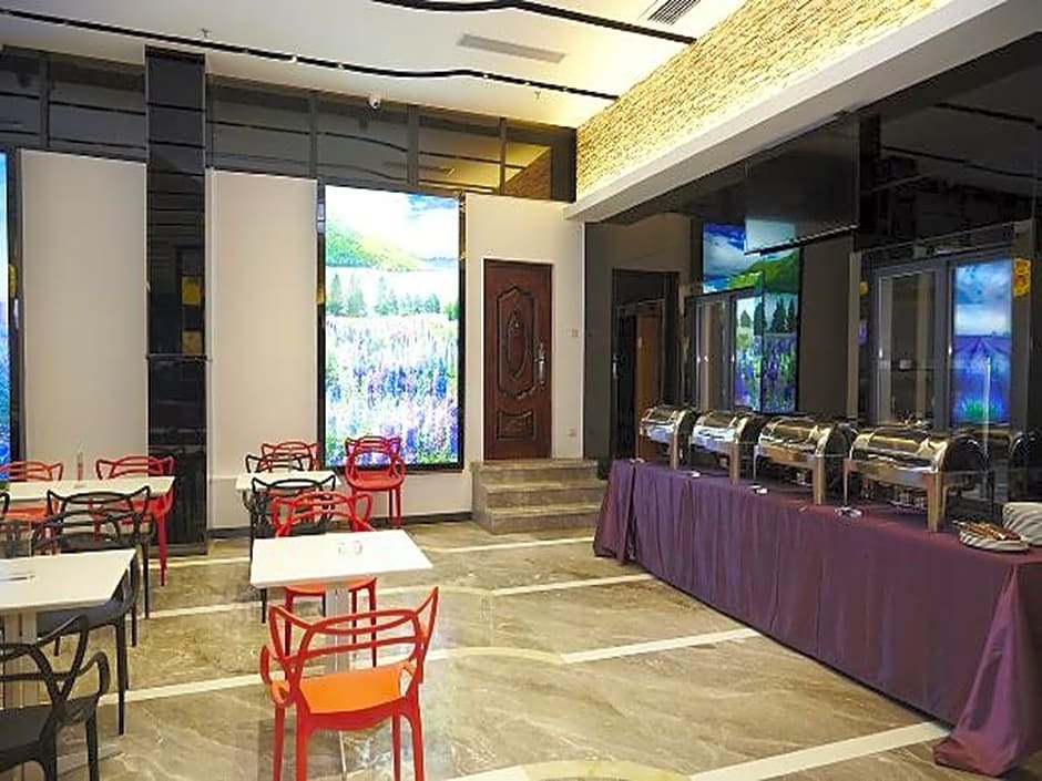 Харбин: Lavande Hotel Harbin West Railway Station Wanda Plaza