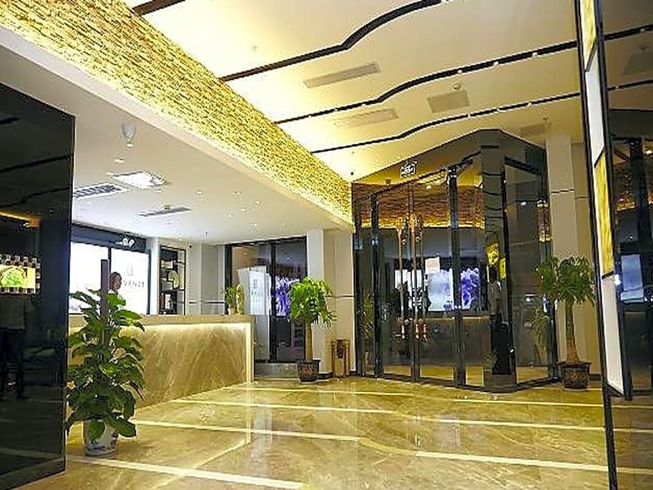 Харбин: Lavande Hotel Harbin West Railway Station Wanda Plaza
