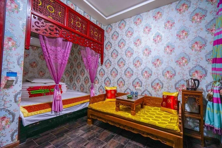 Цзиньчжун: Pingyao Renjia Inn