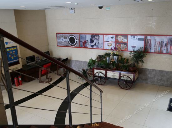 Линьи: Hyatt Place Linyi People’s Square
